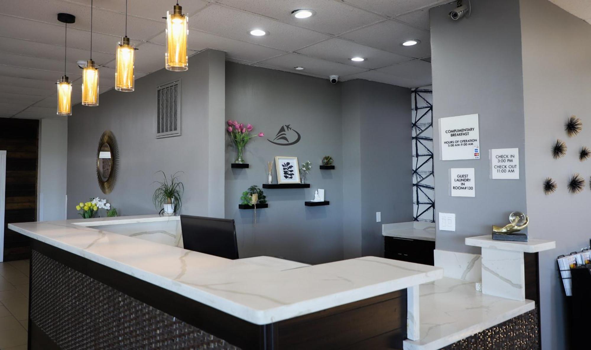Airport Inn Nederland Bagian luar foto