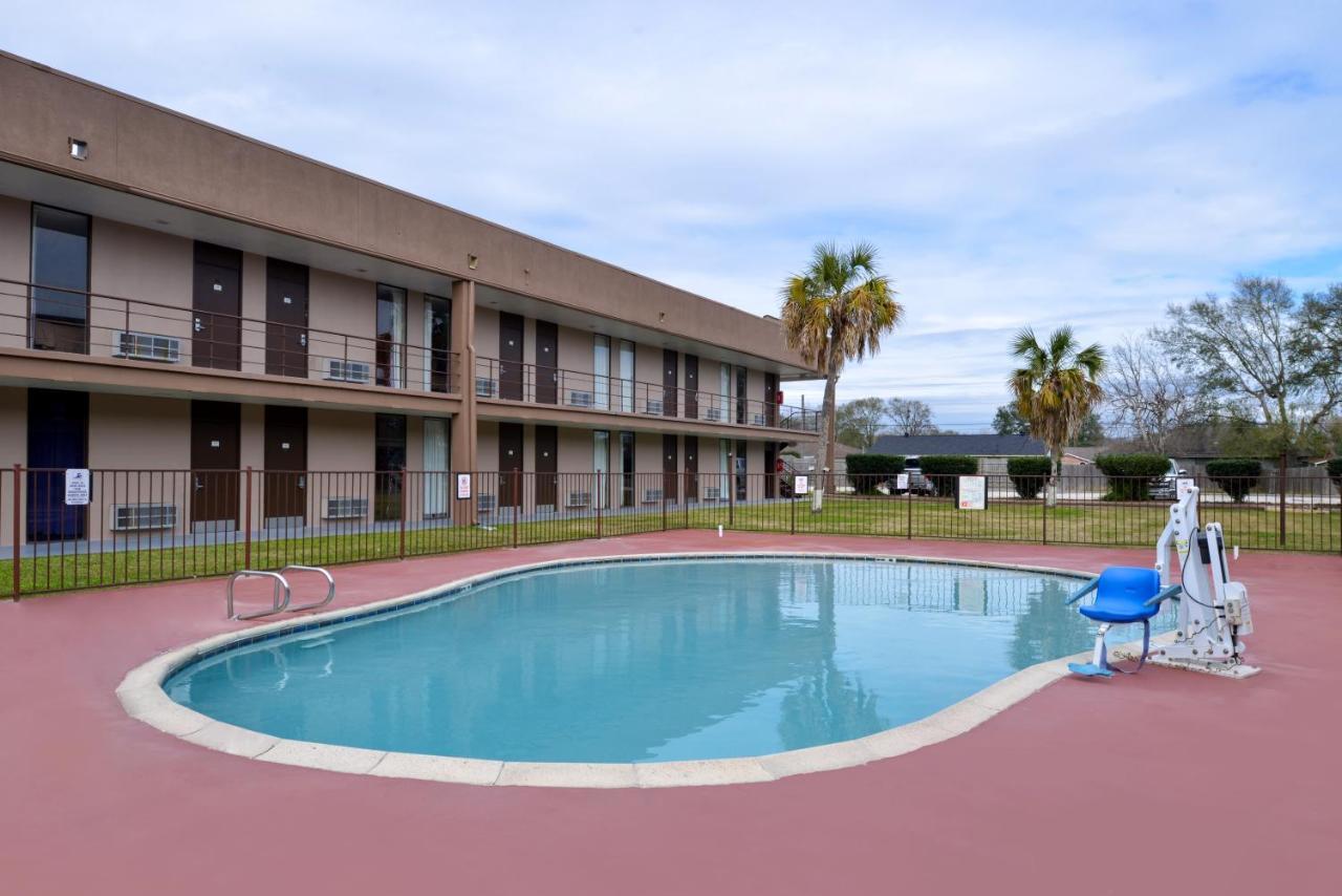 Airport Inn Nederland Bagian luar foto