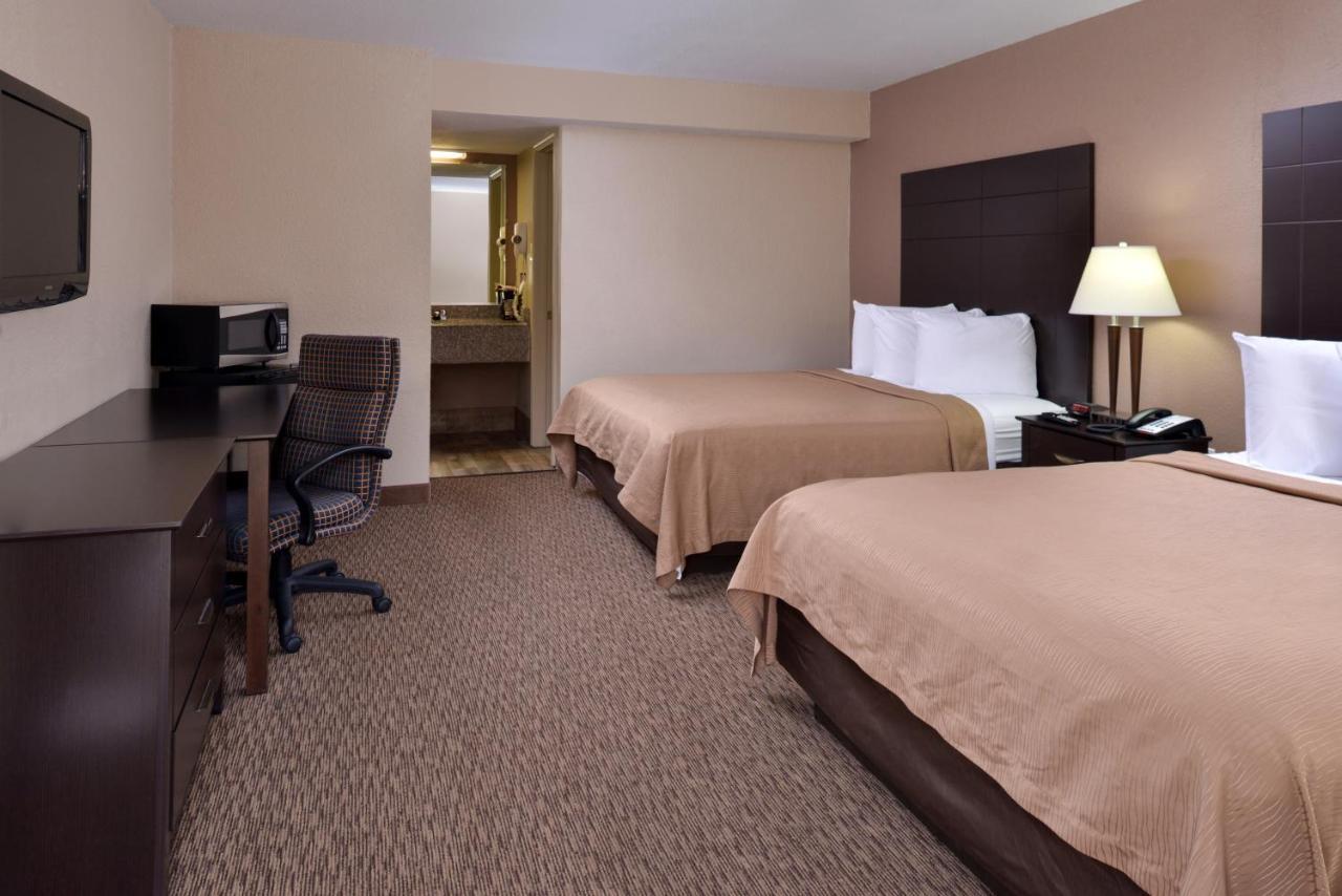 Airport Inn Nederland Bagian luar foto
